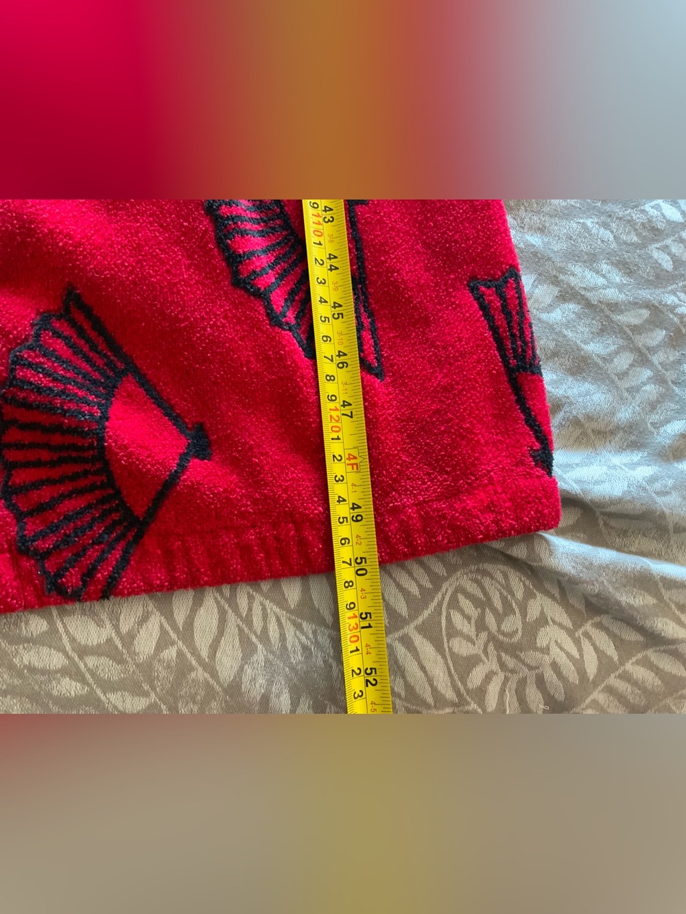 Vintage Diamond Tea Red Robe - Picture 8 of 8